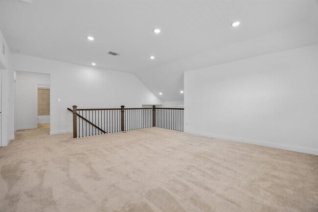 Building Photo - 22212 Coyote Cave Trl