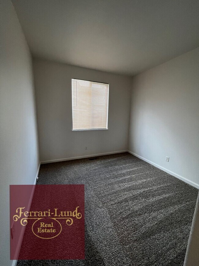 Building Photo - ?? Home in the Vistas in East Sparks- Kay DeAlba Property!! ??