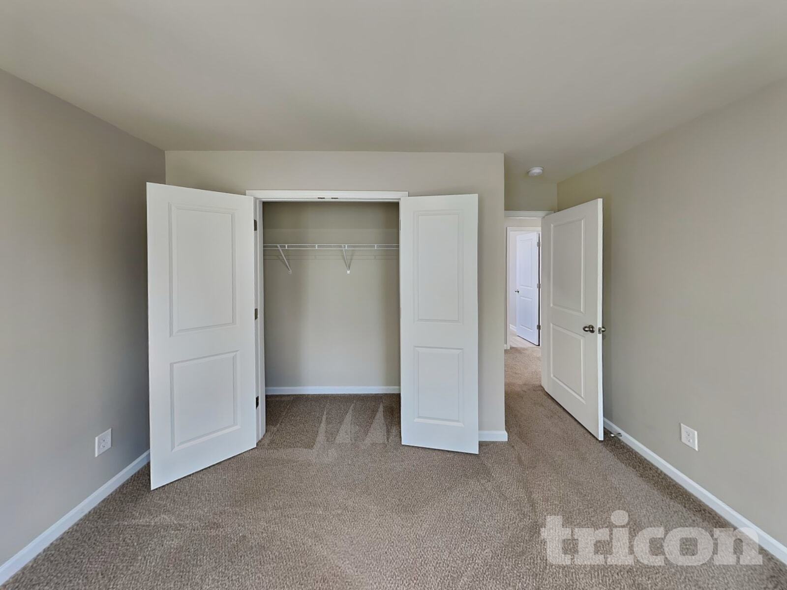 Building Photo - 115 Spring Knoll Dr