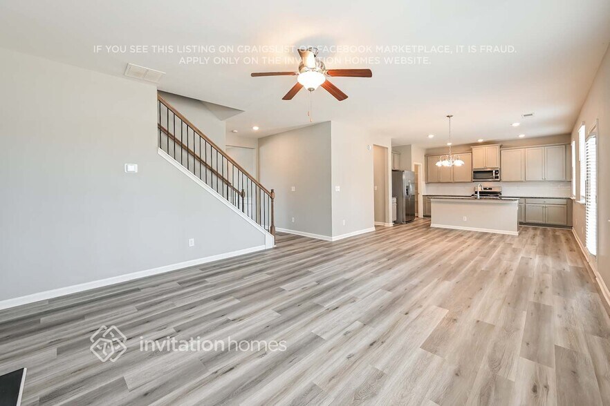 Building Photo - 4294 Woodsley Pl