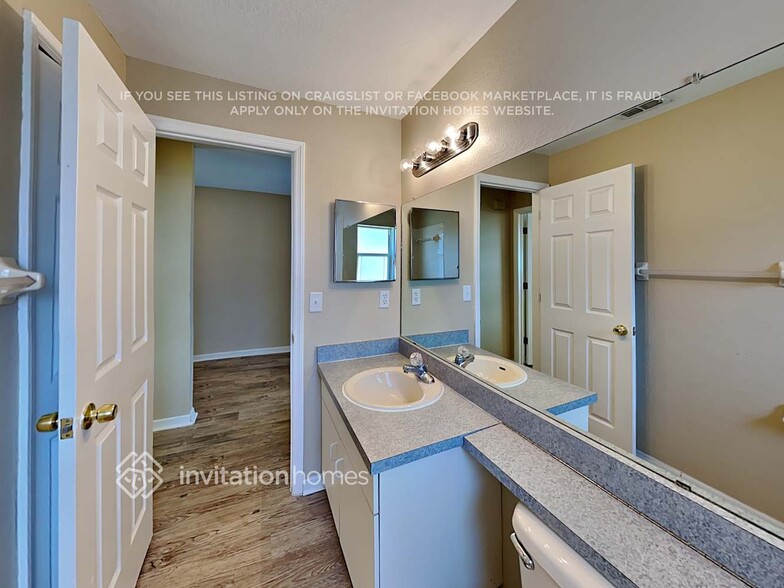 Building Photo - 3269 Big Valley Dr
