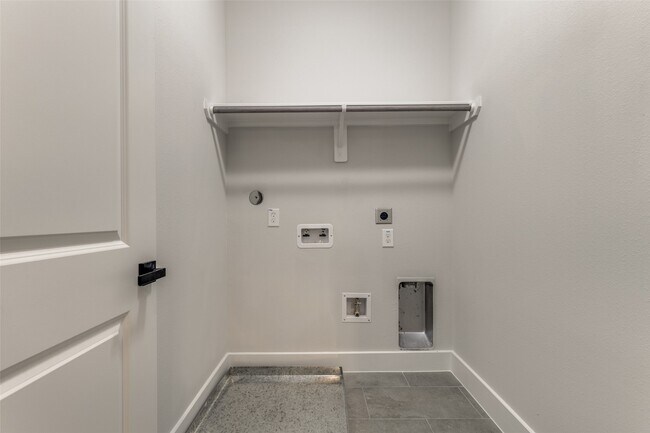 Building Photo - 13138 Perennial Spgs Dr