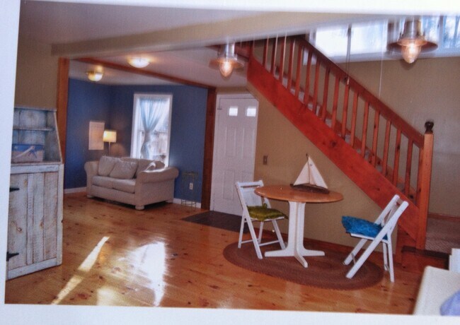 Building Photo - 92 Rockaway Rd