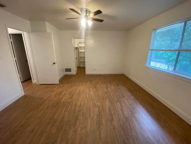 Building Photo - 2869 Blairstone Ct