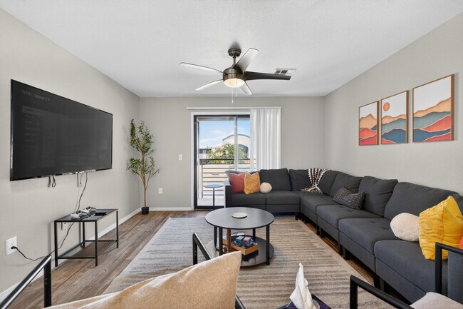 Building Photo - 15164 N 140th Dr