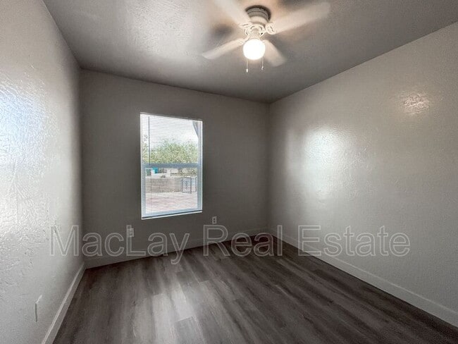 Building Photo - 1421 E Fillmore St