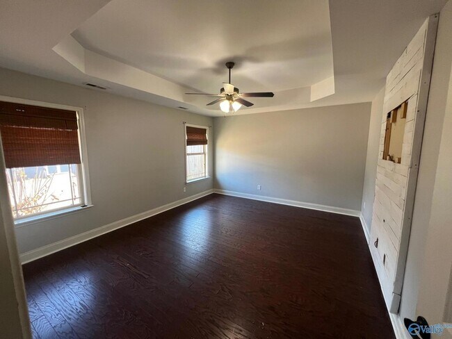 Building Photo - 206 Healey Dr