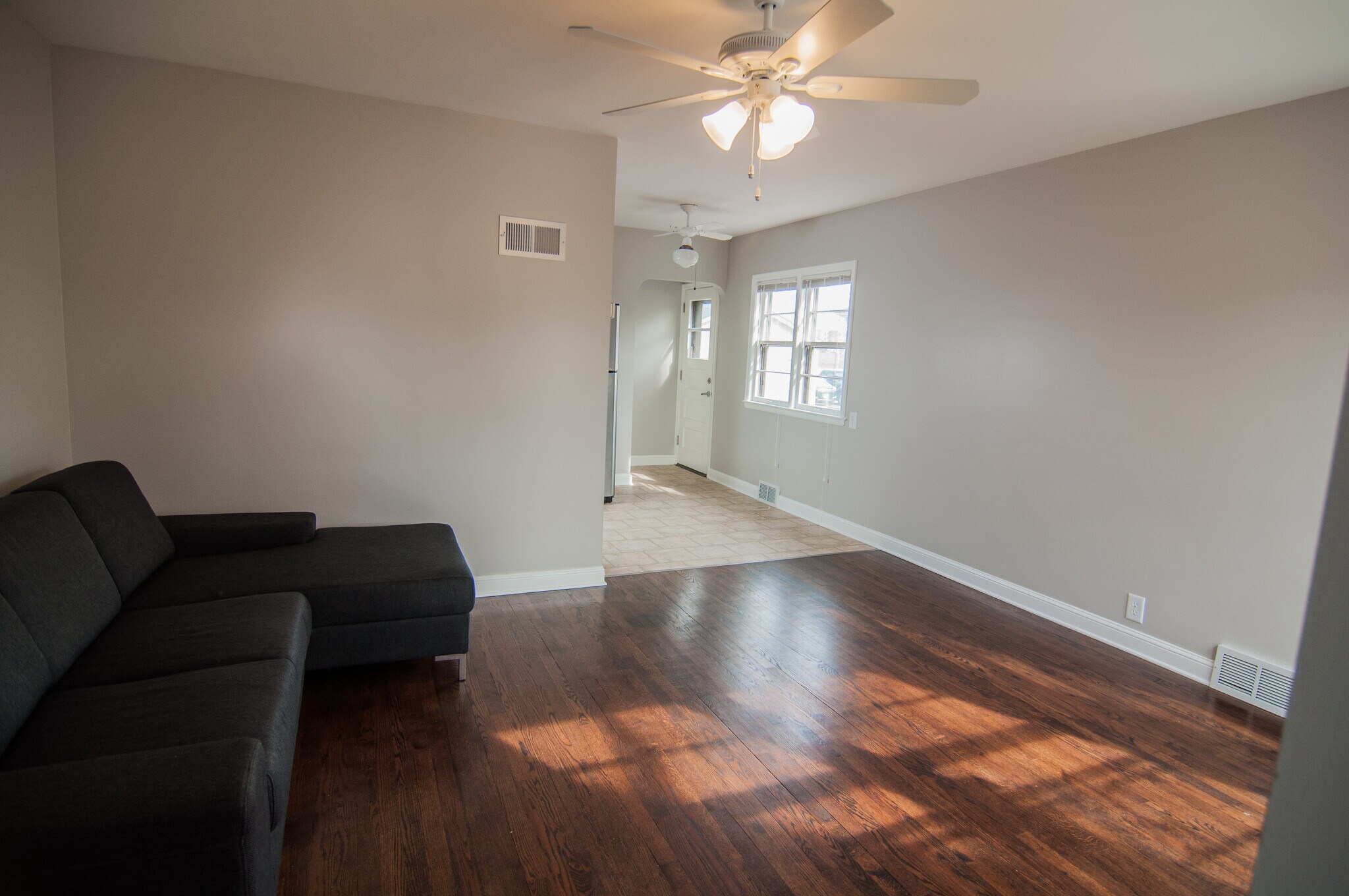 Building Photo - 4149 S 32nd Ave