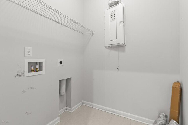 Building Photo - 1333 Maston Rd