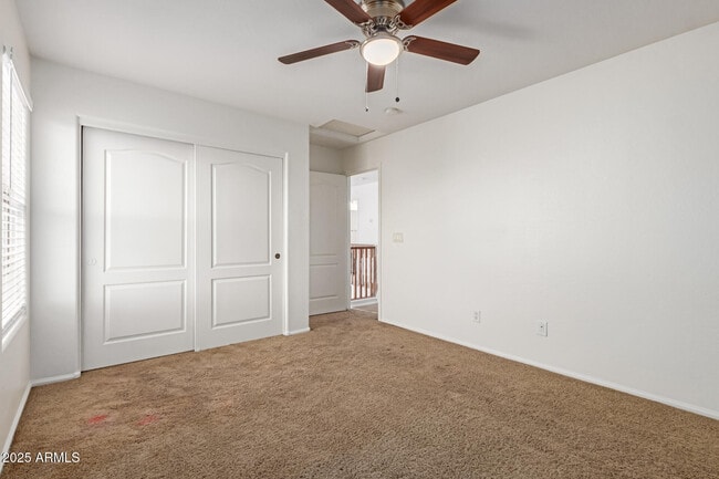 Building Photo - 40882 W Robbins Dr
