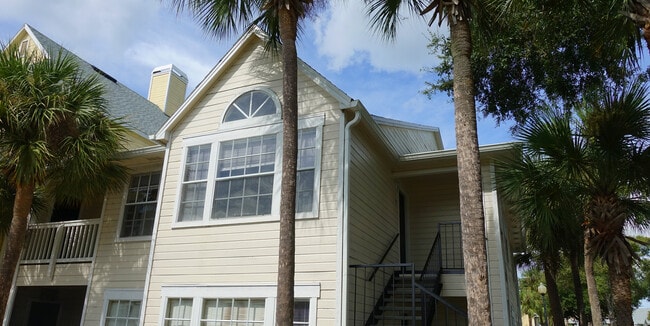 Building Photo - 1055 S Hiawassee Rd