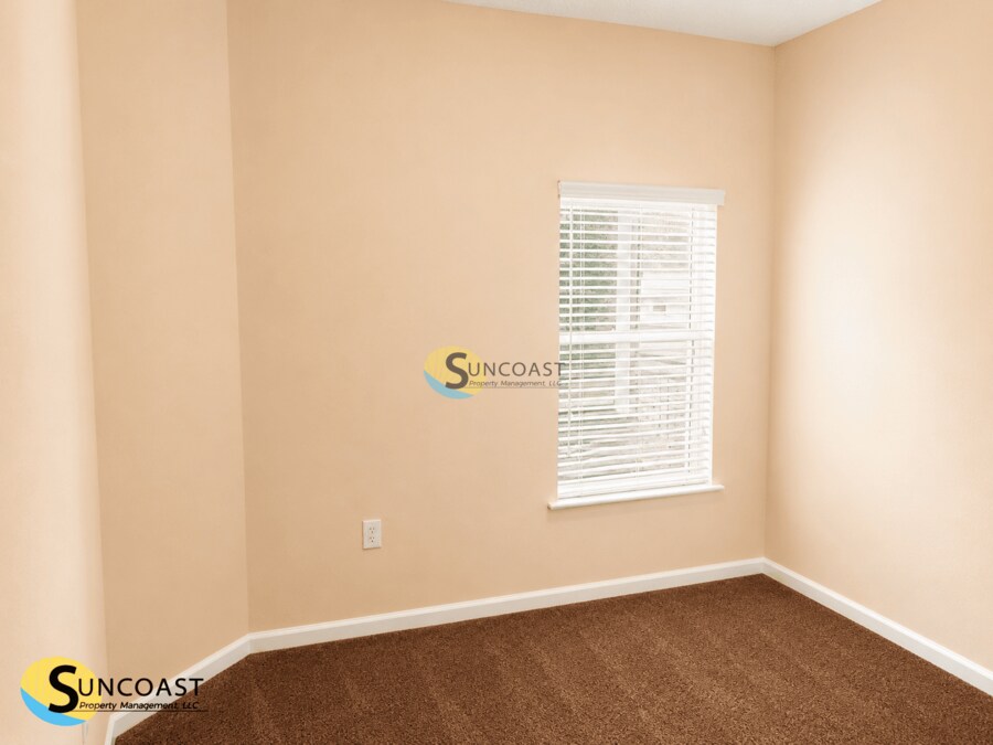 Building Photo - 6985 Ortega Woods Dr