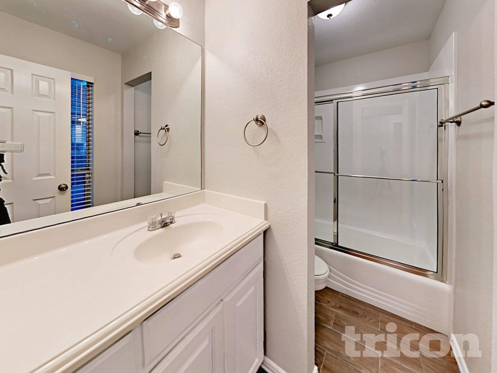 Building Photo - 836 Greenridge Dr