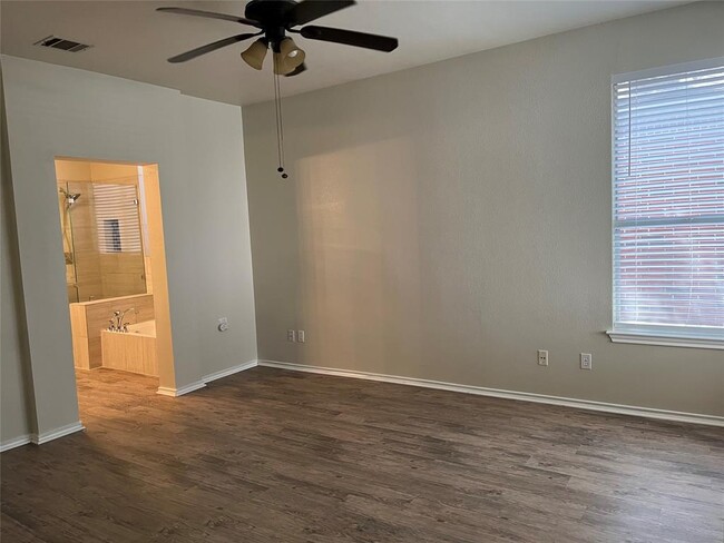 Building Photo - 813 Black Locust Drive West