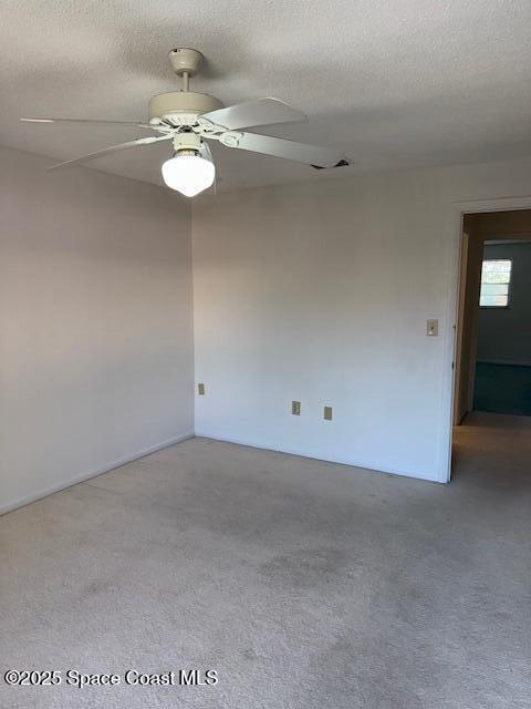 Building Photo - 2511 Country Club Dr