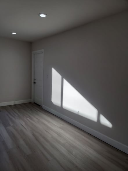 Building Photo - 7025 Waite Dr