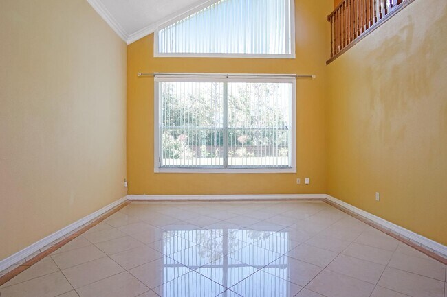 Building Photo - 458 Lytton Cir
