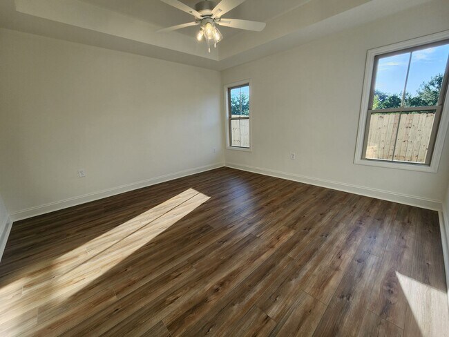 Building Photo - 4041 Colbie Way