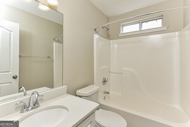 Building Photo - 554 Ransom Way
