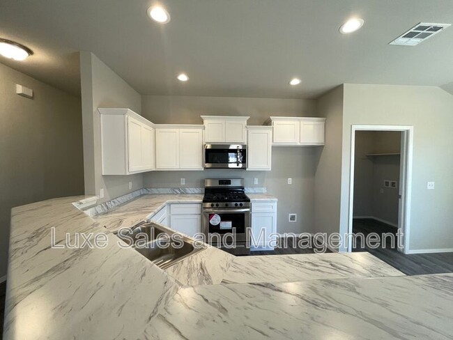 Building Photo - 16126 S 88th E Ave
