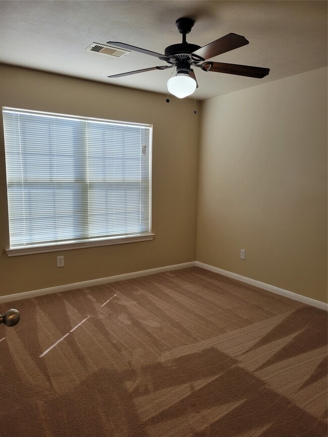 Building Photo - 13411 Forest Pines Village Ln