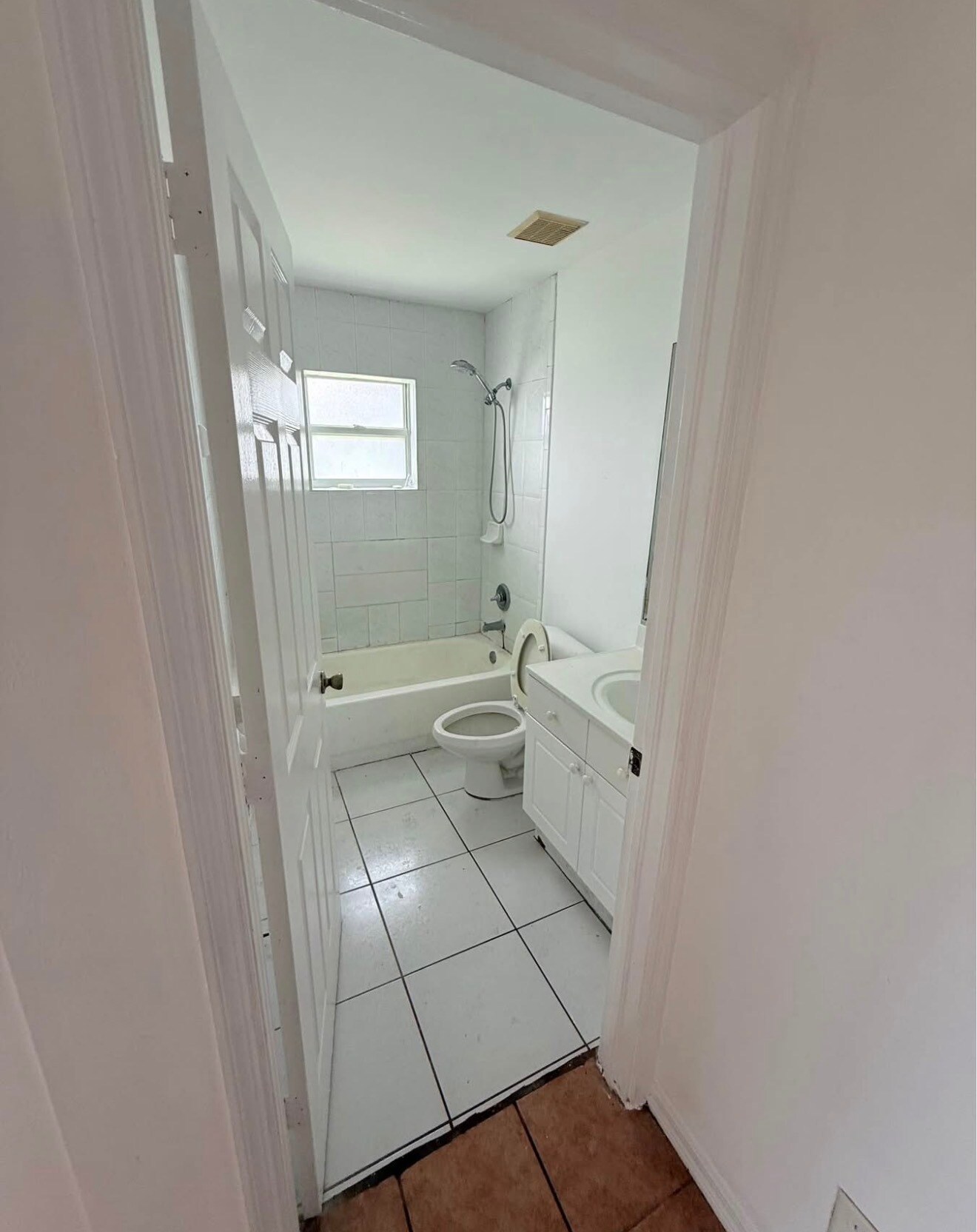 Building Photo - 1031 Abrams Blvd