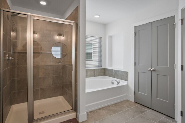Building Photo - 3411 Adler Trl