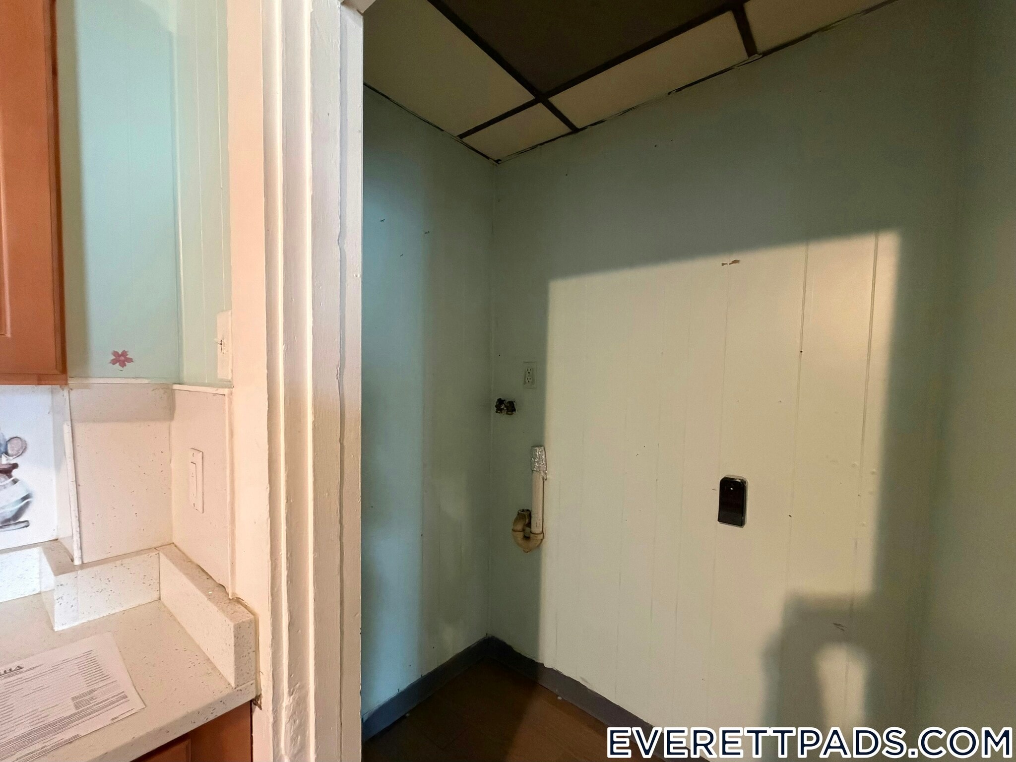 Building Photo - 44 School St