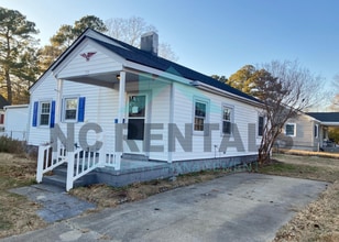 Building Photo - 712 Edgecombe Ave