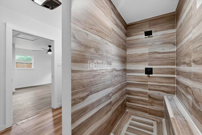 Building Photo - Single Story 3-Bedroom Home in McKinney Av...