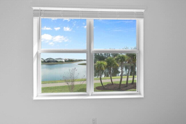 Building Photo - 4616 Longwood Lk Sq