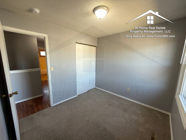 Building Photo - 1904 Springdale Ct