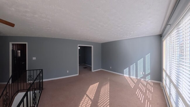 Building Photo - 3690 Nena Cir