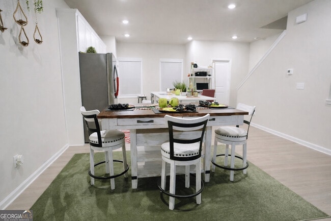 Building Photo - 8 Nickel Dr