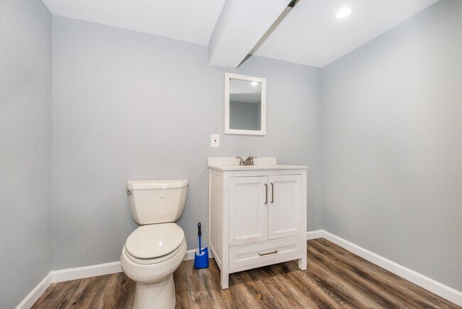 Building Photo - 894 AVENUE C