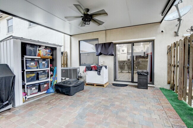 Building Photo - 15086 SW 115th St