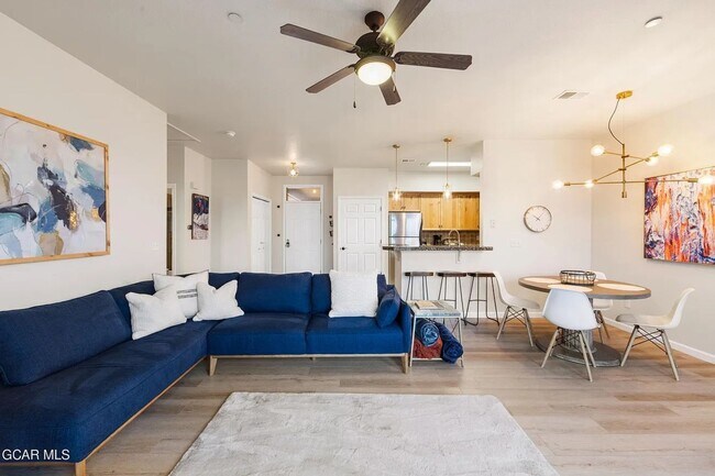 Building Photo - Fully Furnished Mountain Condo | Flexible Lease Terms | Garage Included | Fraser, CO