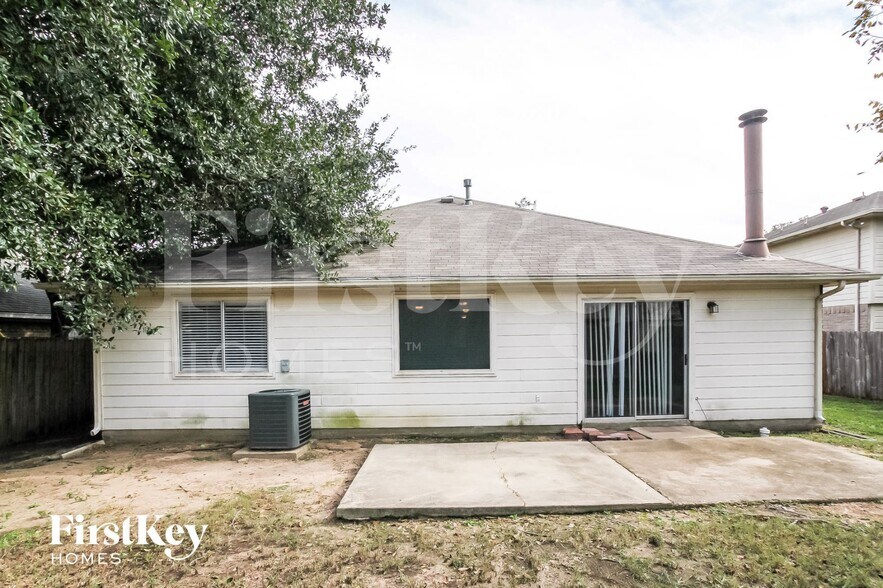 Building Photo - 19442 Elmtree Estates Dr