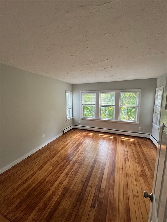 Building Photo - 25 1/2 Porter St