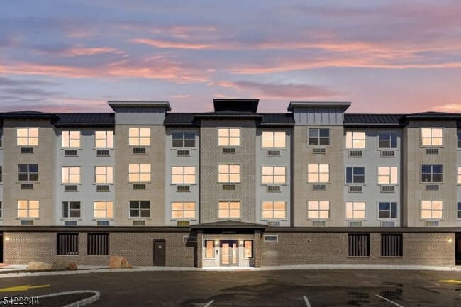 Building Photo - 95 Shepherds Ln