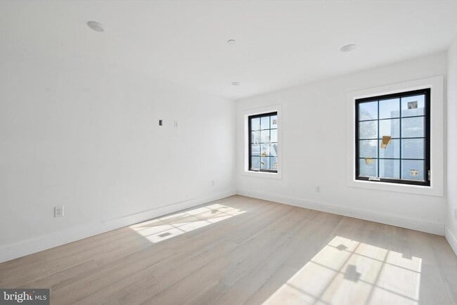 Building Photo - 538 Federal St