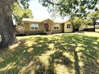 Building Photo - 11408 Wyatt St