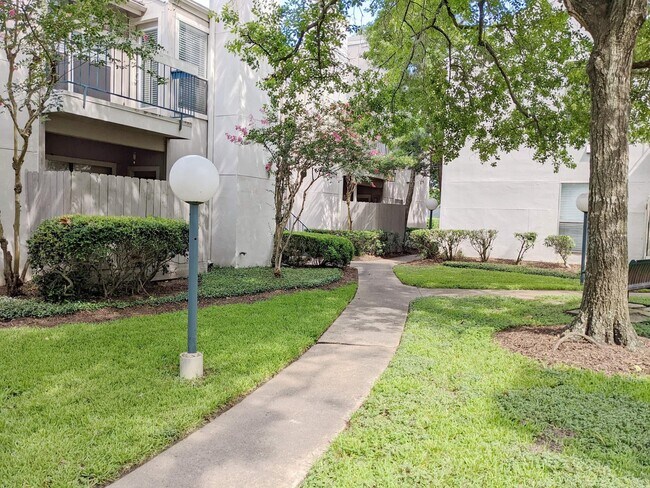 Building Photo - 7950 N Stadium Dr