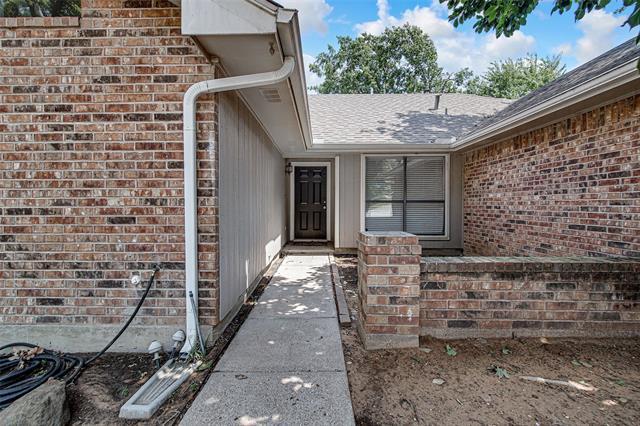 Building Photo - 6103 Twinhill Dr
