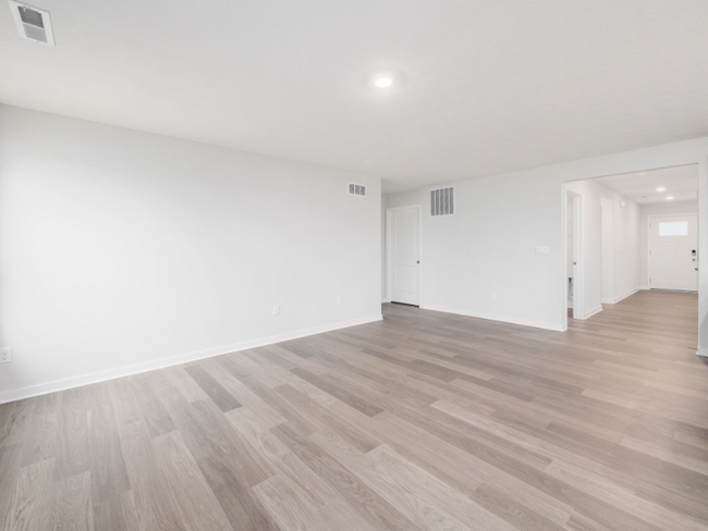 Building Photo - 426 Emily Dr