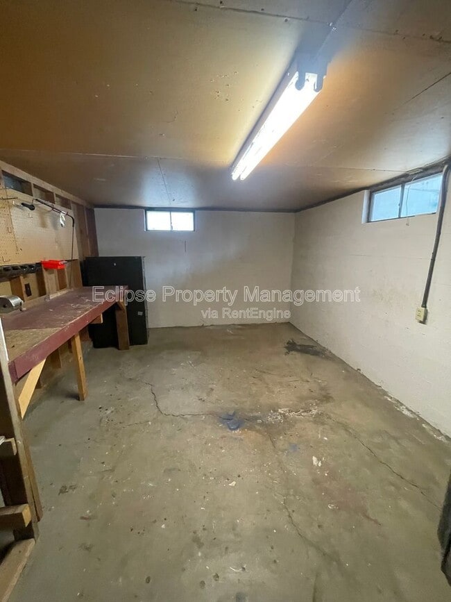 Building Photo - 447 19th St