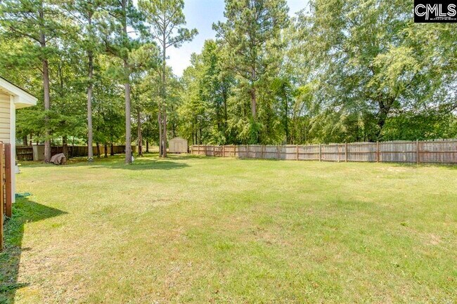 Building Photo - 856 White Fawn Dr