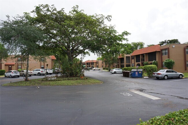 Building Photo - 8632 NW 34th Pl