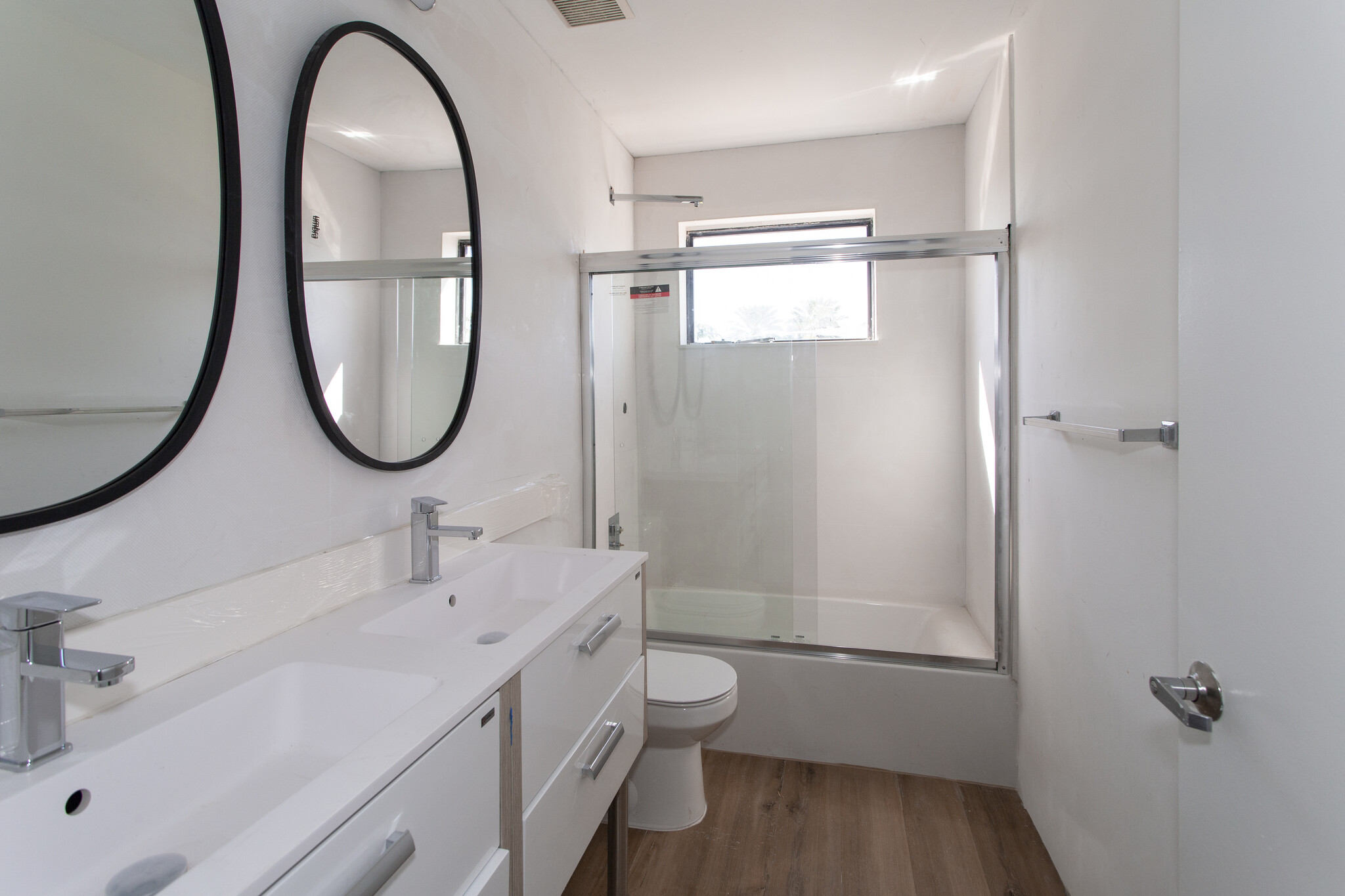 Renovated master bath - 8816 Collins Ave