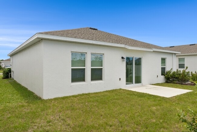 Building Photo - 3921 Willowbrook Drive